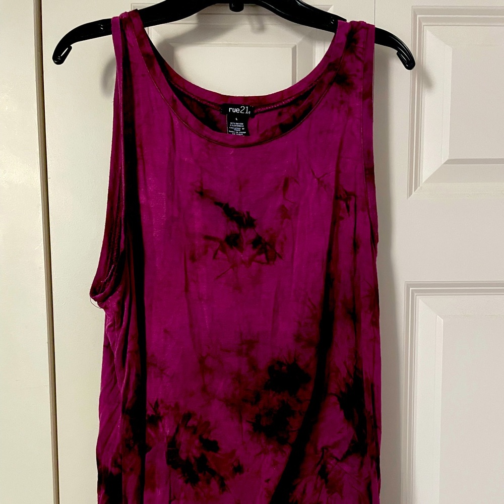 Tie die maroon shirt.